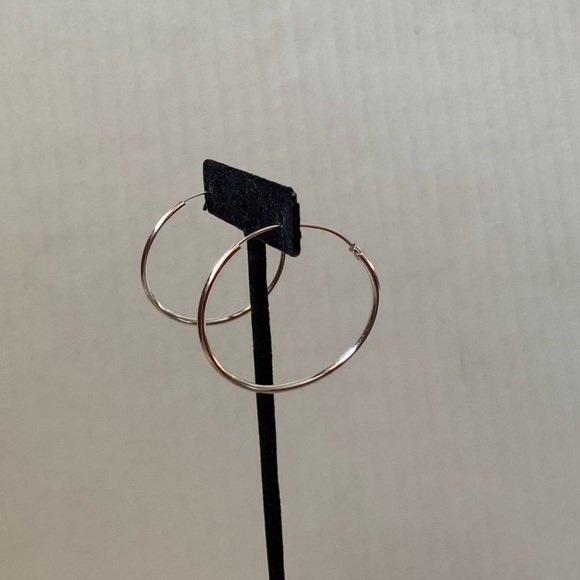 Argento Vivo Sterling Silver  Endless Hoop Earrings - Picture 7 of 9